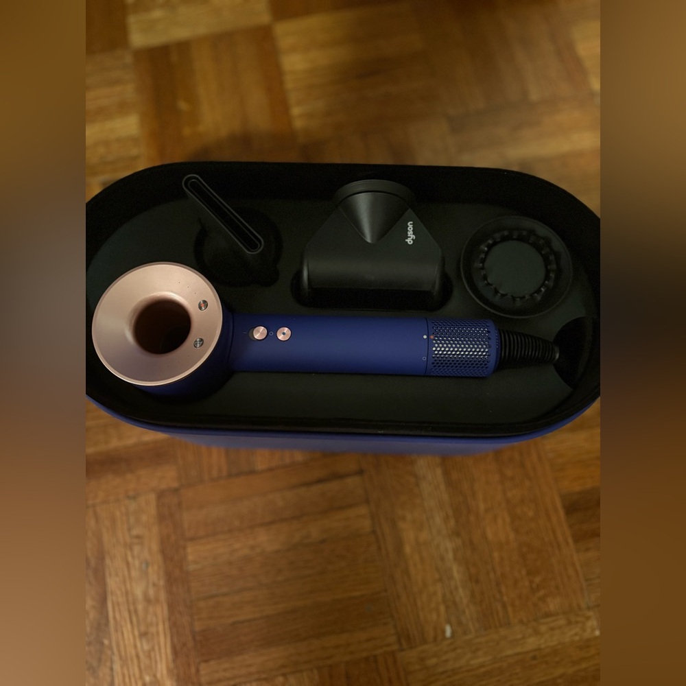 Dyson Supersonic Hair Dryer special in vinca blue and rose new with box - Picture 9 of 16
